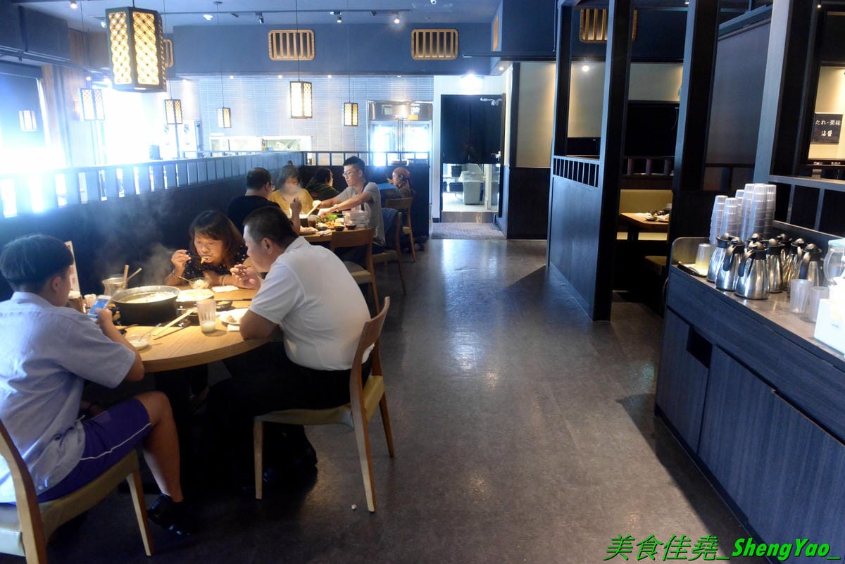 [台中東區]しゃぶしゃぶ温野菜 台中站前秀泰店 – 日本NO.1的涮涮鍋品牌,吃到飽400元起,不只有多種肉類,還有超豐富的季節鮮蔬,8種湯頭也各具特色,與日本店同步新推出三色日式養顏山藥泥,並附