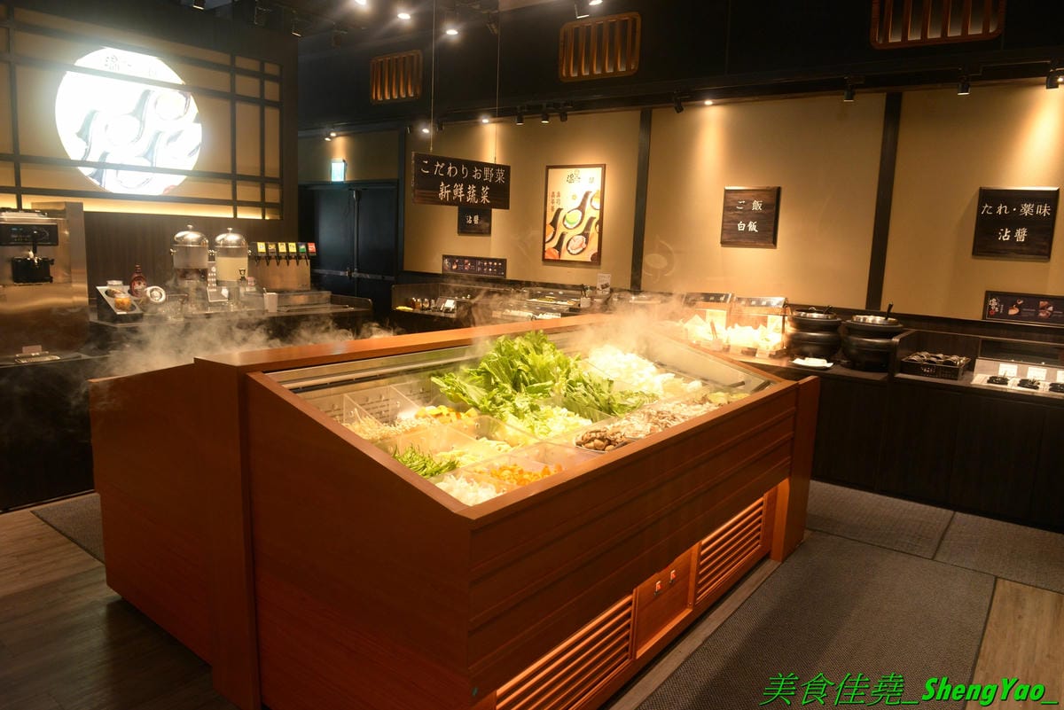 [台中東區]しゃぶしゃぶ温野菜 台中站前秀泰店 – 日本NO.1的涮涮鍋品牌,吃到飽400元起,不只有多種肉類,還有超豐富的季節鮮蔬,8種湯頭也各具特色,與日本店同步新推出三色日式養顏山藥泥,並附