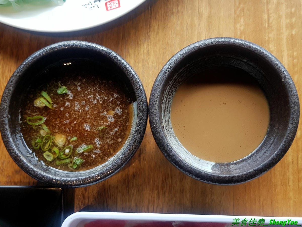 [台中東區]しゃぶしゃぶ温野菜 台中站前秀泰店 – 日本NO.1的涮涮鍋品牌,吃到飽400元起,不只有多種肉類,還有超豐富的季節鮮蔬,8種湯頭也各具特色,與日本店同步新推出三色日式養顏山藥泥,並附