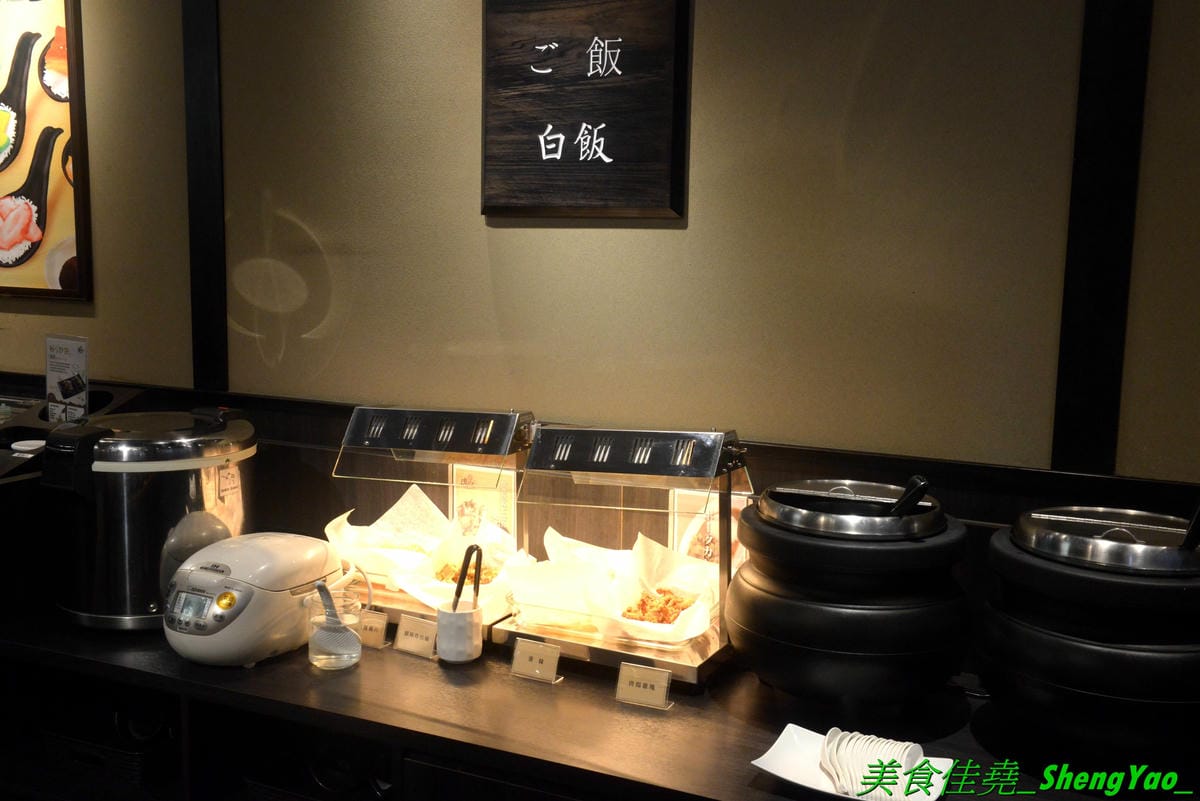 [台中東區]しゃぶしゃぶ温野菜 台中站前秀泰店 – 日本NO.1的涮涮鍋品牌,吃到飽400元起,不只有多種肉類,還有超豐富的季節鮮蔬,8種湯頭也各具特色,與日本店同步新推出三色日式養顏山藥泥,並附