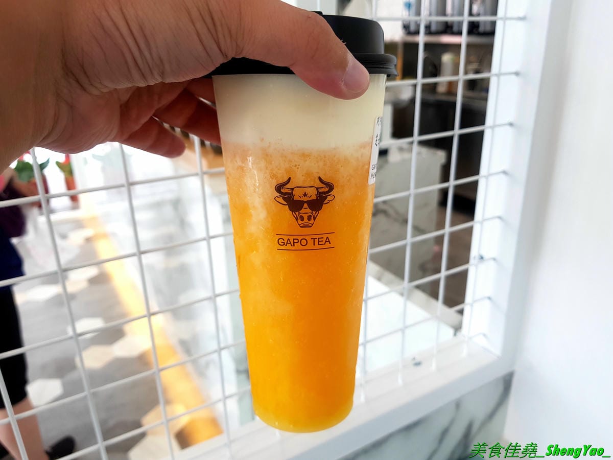[台中大雅]Gapo tea角鋪 大雅店 – 台中超強手搖飲料店”角鋪”在大雅也有分店了,融合手搖飲料店、咖啡廳和親子餐廳等不同元素,店內親子遊戲區竟然還有城堡和溜滑梯喔,大雅店特別獨家販售厚片