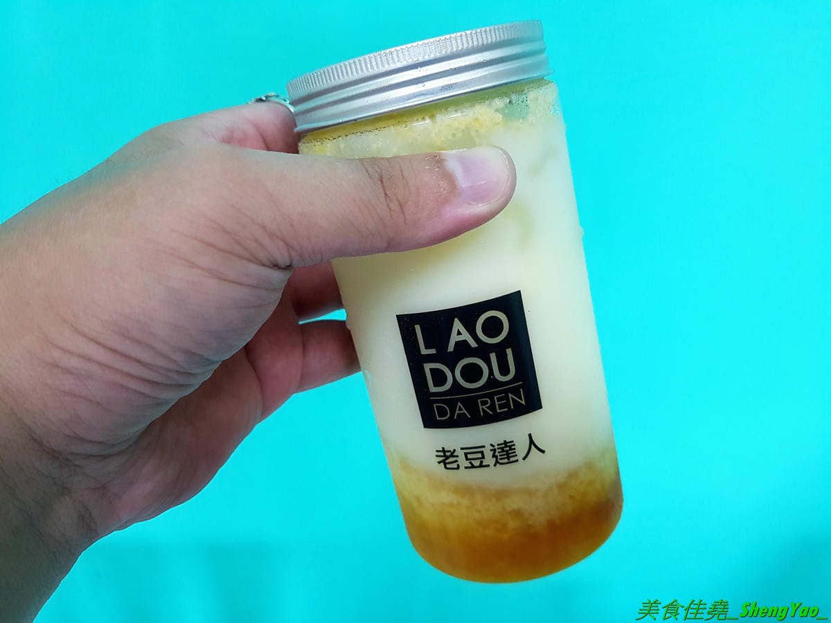 [台中梧棲]老豆達人梧棲店 – 來自高雄的創意飲品店,台中唯一分店,飲品口味新奇,還有可愛直瓶裝,漂亮又好喝,季節限定楊枝甘露,海線唯一有賣楊枝甘露的飲料店,阿爸ㄟ鳳梨湯、聲聲烏龍也推薦