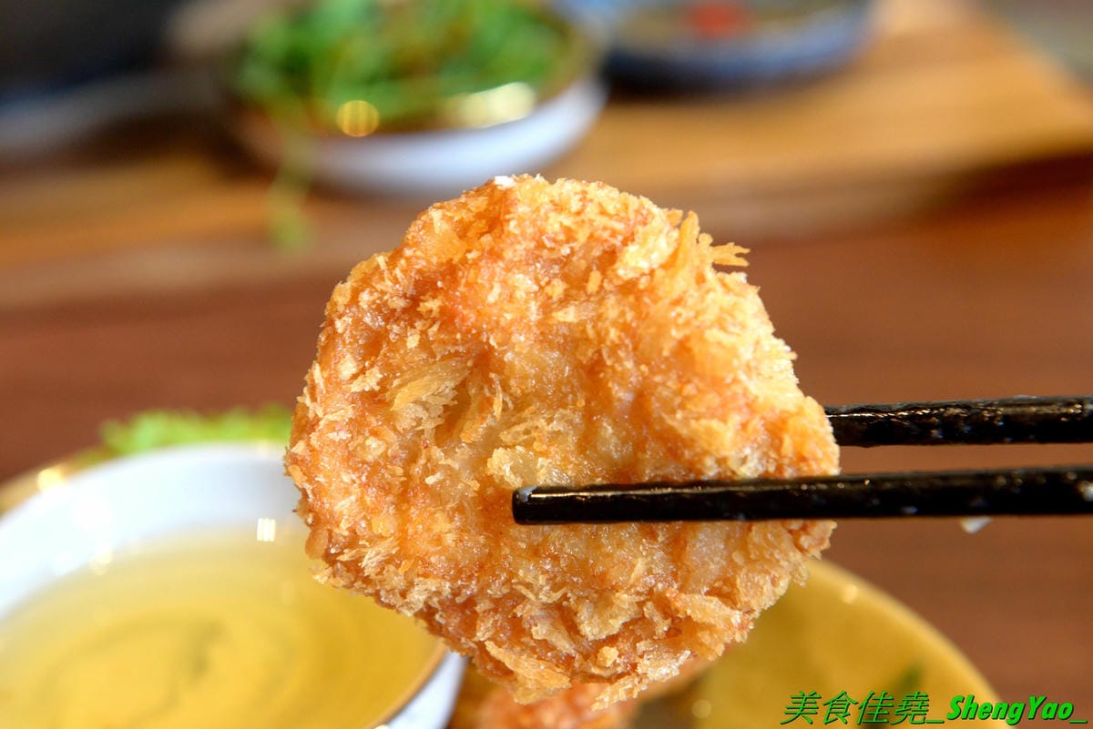 [台中西屯]大城享泰食 中科店 – 北屯人氣泰式料理餐廳在中科商圈也有分店了,餐點不只有單點、合菜,還有多種個人套餐,價位不貴,一個人來吃也很OK,口味不錯,廚師據說是從瓦城出來的。試營運