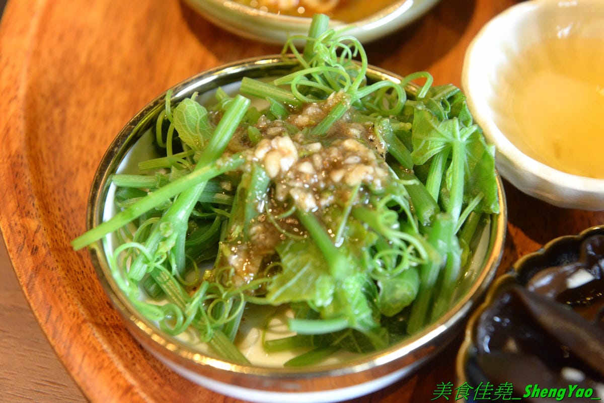 [台中西屯]大城享泰食 中科店 – 北屯人氣泰式料理餐廳在中科商圈也有分店了,餐點不只有單點、合菜,還有多種個人套餐,價位不貴,一個人來吃也很OK,口味不錯,廚師據說是從瓦城出來的。試營運