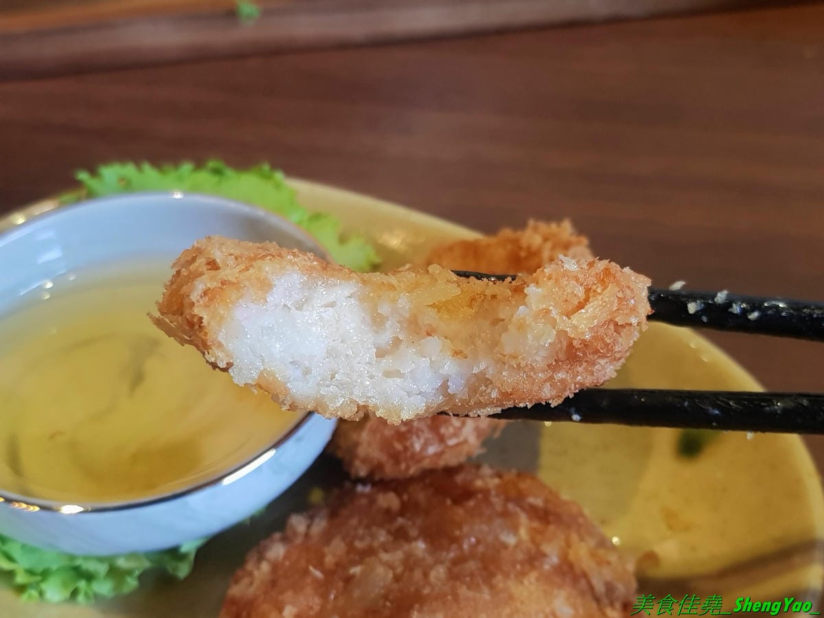 [台中西屯]大城享泰食 中科店 – 北屯人氣泰式料理餐廳在中科商圈也有分店了,餐點不只有單點、合菜,還有多種個人套餐,價位不貴,一個人來吃也很OK,口味不錯,廚師據說是從瓦城出來的。試營運