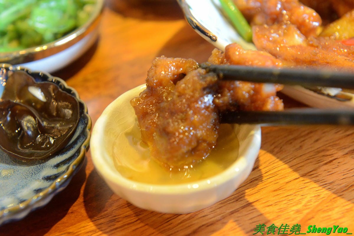 [台中西屯]大城享泰食 中科店 – 北屯人氣泰式料理餐廳在中科商圈也有分店了,餐點不只有單點、合菜,還有多種個人套餐,價位不貴,一個人來吃也很OK,口味不錯,廚師據說是從瓦城出來的。試營運