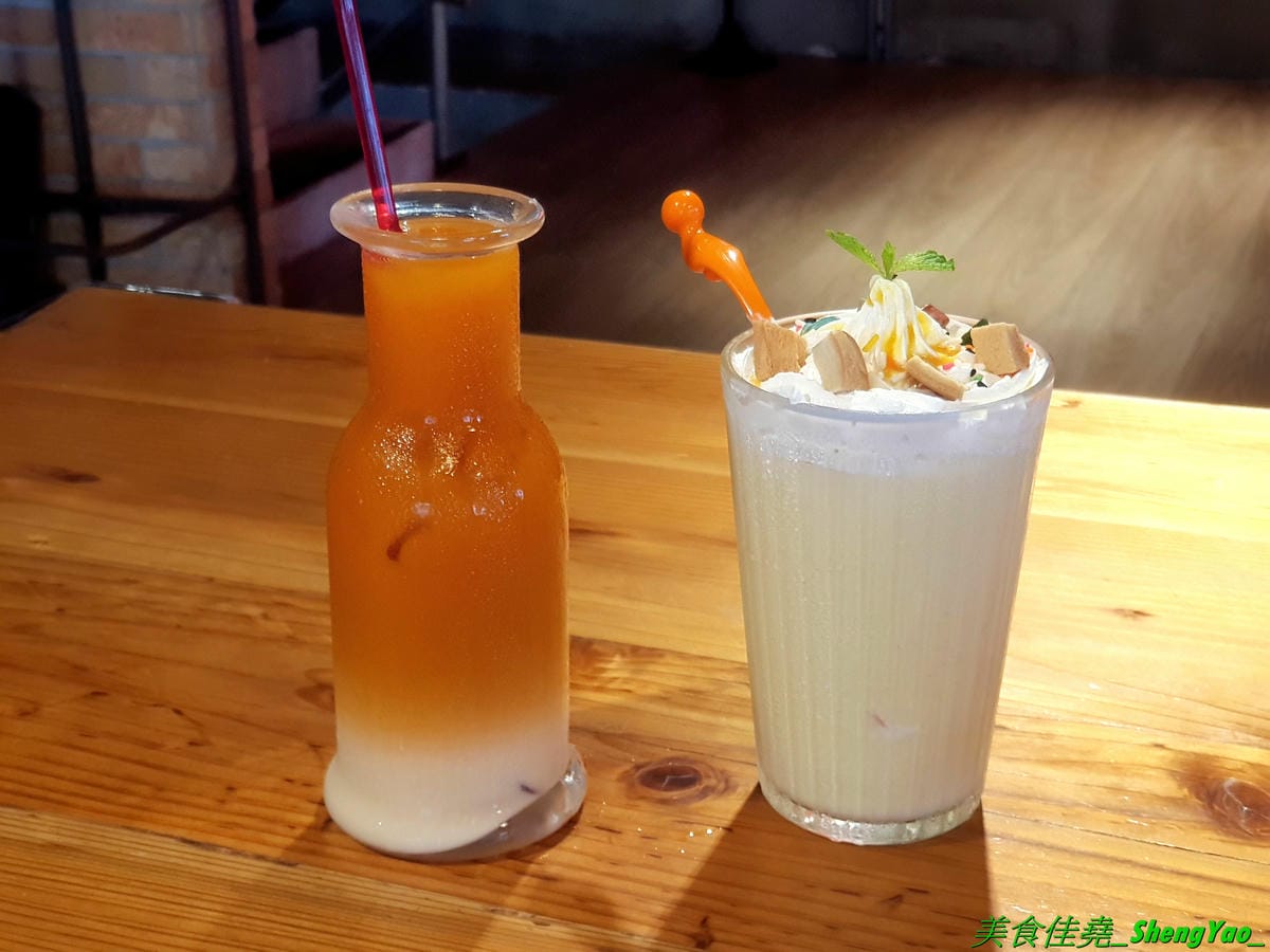 [台中西屯]春三朝午TreeSun – 逢甲附近名不虛傳的超人氣早午餐,結合工業風與網美風的超美裝潢,店內店外都好拍,用餐空間寬敞,不管是情侶約會或是多人聚餐都適合,餐點好吃夠水準,份量也很充足
