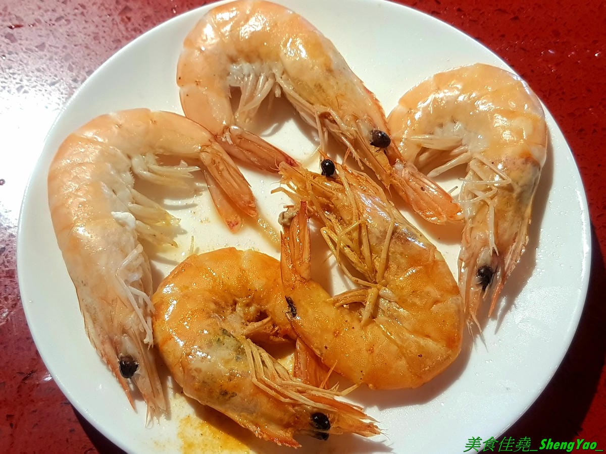 [台中南屯]Thai J 鍋物 – Thai J的新品牌鍋物餐廳,店內裝潢設計超炫,有彷彿走進愛麗絲夢遊仙境的童話王國般奇幻感覺,鍋物很有特色,肉類海鮮品質都不錯,9/12前試賣期間有8折優惠(飲料不算),另外