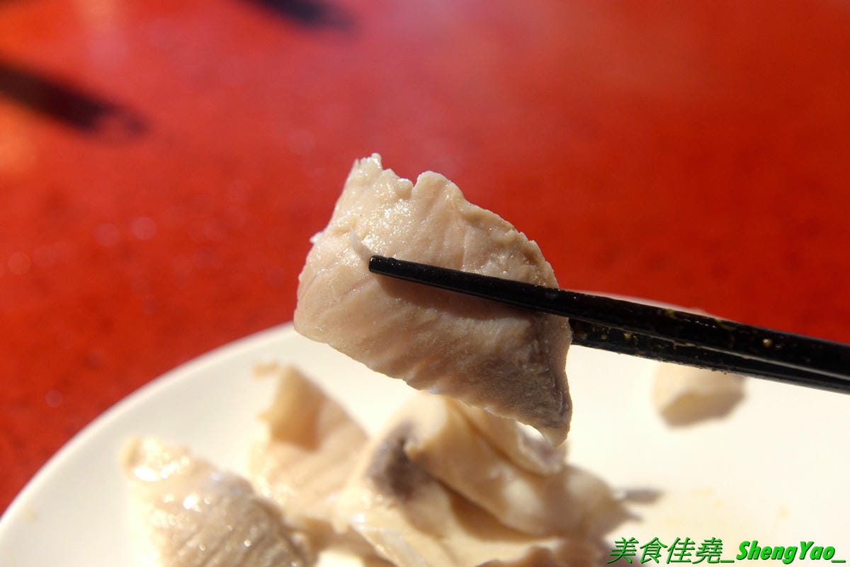 [台中南屯]Thai J 鍋物 – Thai J的新品牌鍋物餐廳,店內裝潢設計超炫,有彷彿走進愛麗絲夢遊仙境的童話王國般奇幻感覺,鍋物很有特色,肉類海鮮品質都不錯,9/12前試賣期間有8折優惠(飲料不算),另外