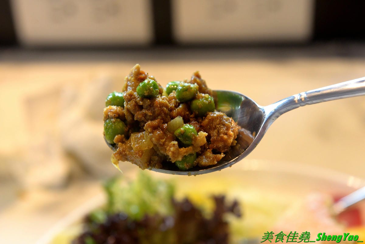 [台中西區]咖啡弄 – 台北知名鬆餅咖啡店終於來台中開分店了,餐點平價大份量,草莓冰淇淋鬆餅據說是招牌,口味看個人。(已歇業)