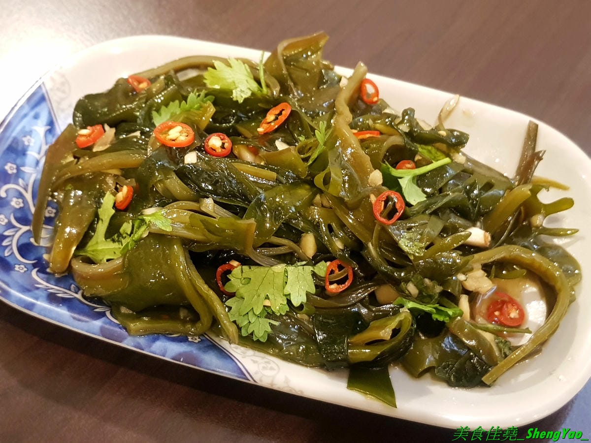 [台中北區]米噹泰式碳烤 台中店 – 花蓮必吃排隊美食名店在台中也有分店了,可以同時吃到道地口味的泰式料理以及真功夫的碳烤,食材講究,漁獲來自花東新鮮直送,價格平實、東西好吃,聚餐小酌