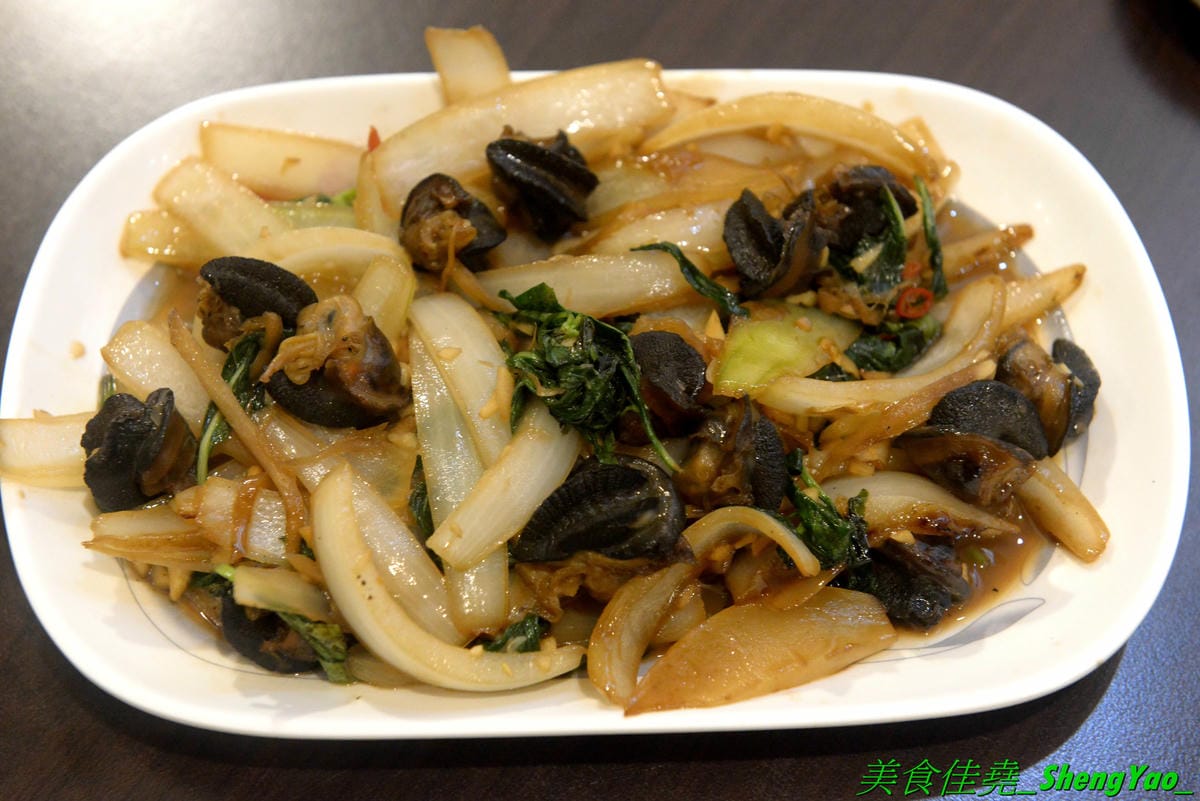 [台中北區]米噹泰式碳烤 台中店 – 花蓮必吃排隊美食名店在台中也有分店了,可以同時吃到道地口味的泰式料理以及真功夫的碳烤,食材講究,漁獲來自花東新鮮直送,價格平實、東西好吃,聚餐小酌