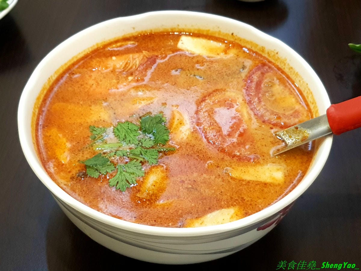 [台中北區]米噹泰式碳烤 台中店 – 花蓮必吃排隊美食名店在台中也有分店了,可以同時吃到道地口味的泰式料理以及真功夫的碳烤,食材講究,漁獲來自花東新鮮直送,價格平實、東西好吃,聚餐小酌