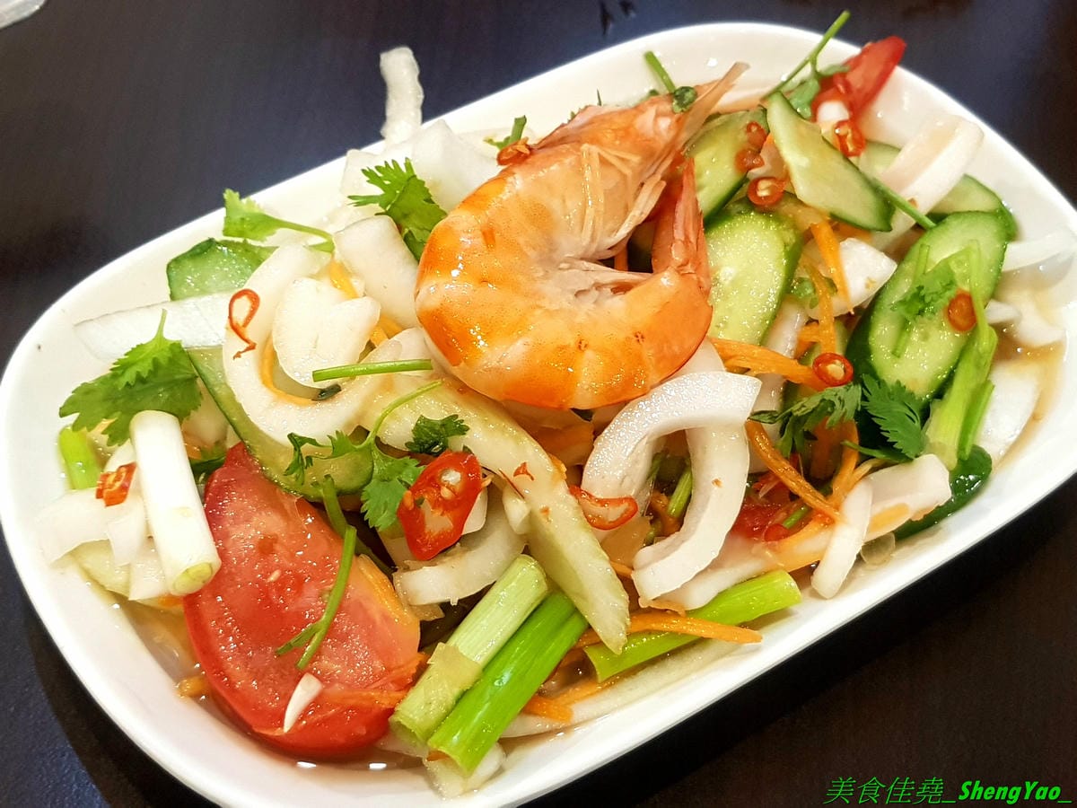 [台中北區]米噹泰式碳烤 台中店 – 花蓮必吃排隊美食名店在台中也有分店了,可以同時吃到道地口味的泰式料理以及真功夫的碳烤,食材講究,漁獲來自花東新鮮直送,價格平實、東西好吃,聚餐小酌