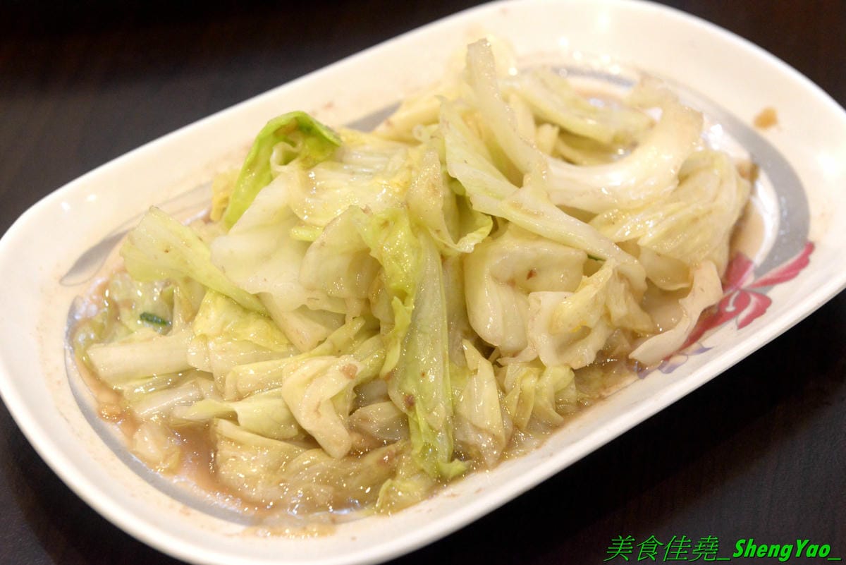 [台中北區]米噹泰式碳烤 台中店 – 花蓮必吃排隊美食名店在台中也有分店了,可以同時吃到道地口味的泰式料理以及真功夫的碳烤,食材講究,漁獲來自花東新鮮直送,價格平實、東西好吃,聚餐小酌