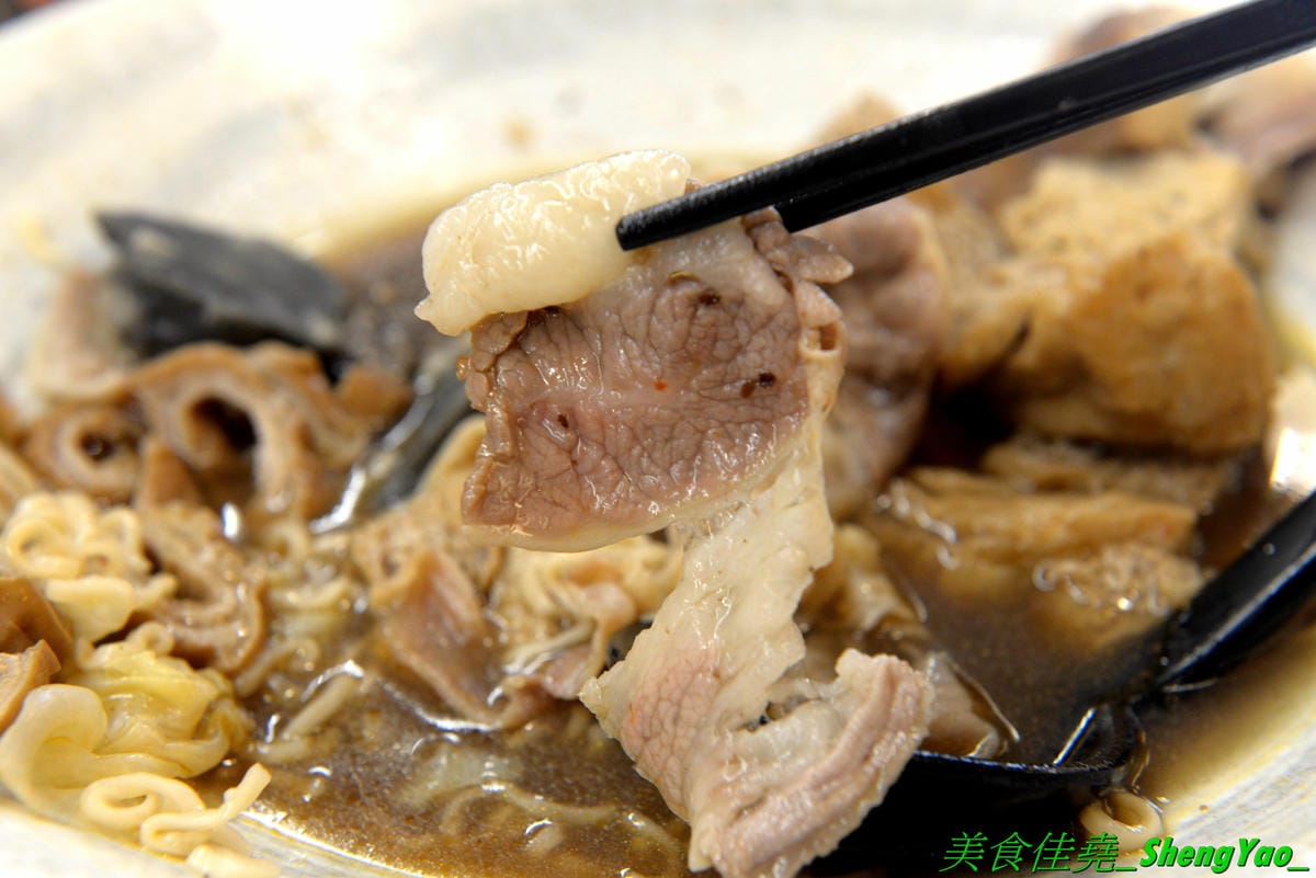 DSC_9987.JPG DSC_9987.JPG