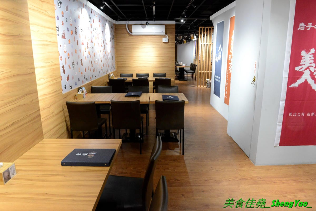 DSC_7977 (2).JPG DSC_7977 (2).JPG
