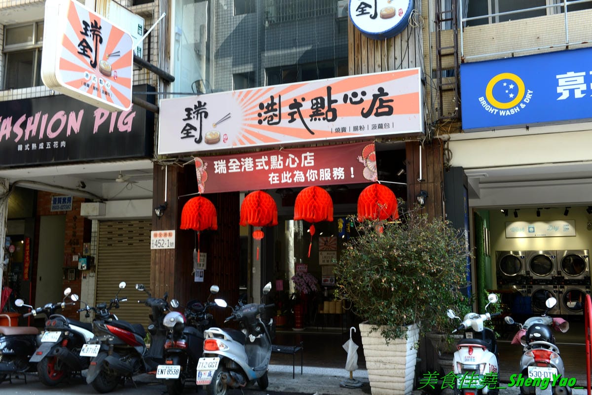 DSC_8100.JPG DSC_8100.JPG