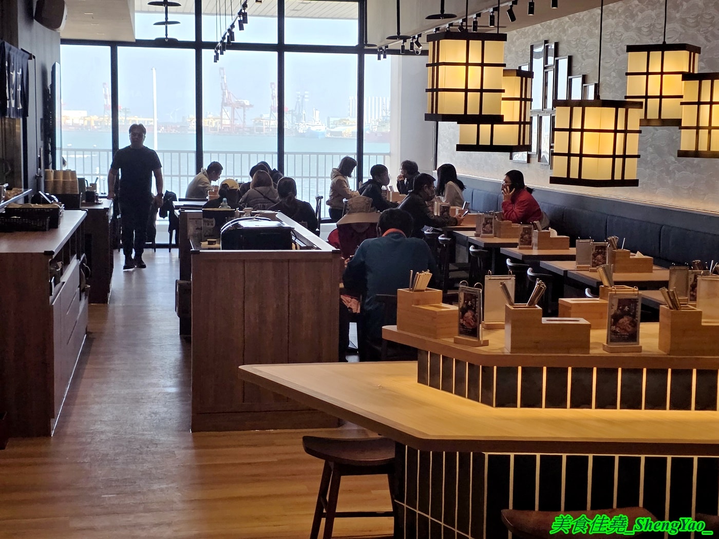 [台中梧棲]麵屋一燈 台中港三井店 – 2025台中最紅的日本拉麵店開來海線了，東京拉麵之王，魚介冠軍沾麵推薦必點，1/2前慶開幕88折優惠