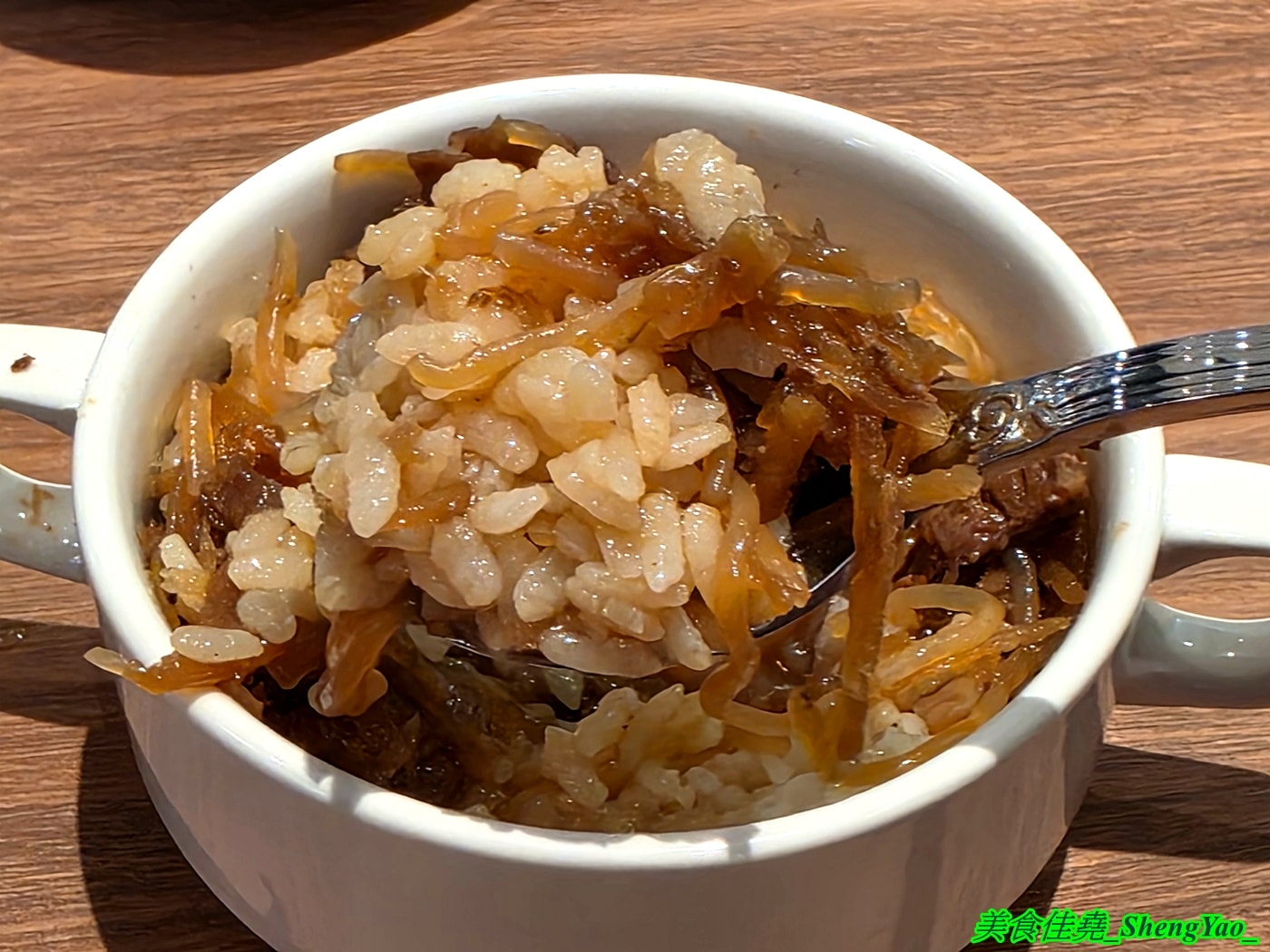 [台中梧棲]橫濱牛排 台中港三井店 – 來自日本的牛排+自助吧吃到飽，台中第二間店，排餐種類多樣，東西精緻好吃， 價格不算平價但值得一嚐。