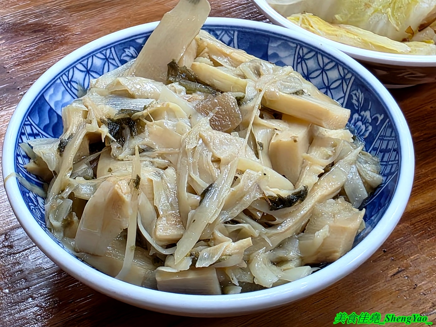 [台中清水]小阿姨魯肉飯 清水店 – 許多網友評論海線最好吃的滷肉飯，清水店限定蒸蛋滷肉飯、蚵仔滷肉飯新上市。