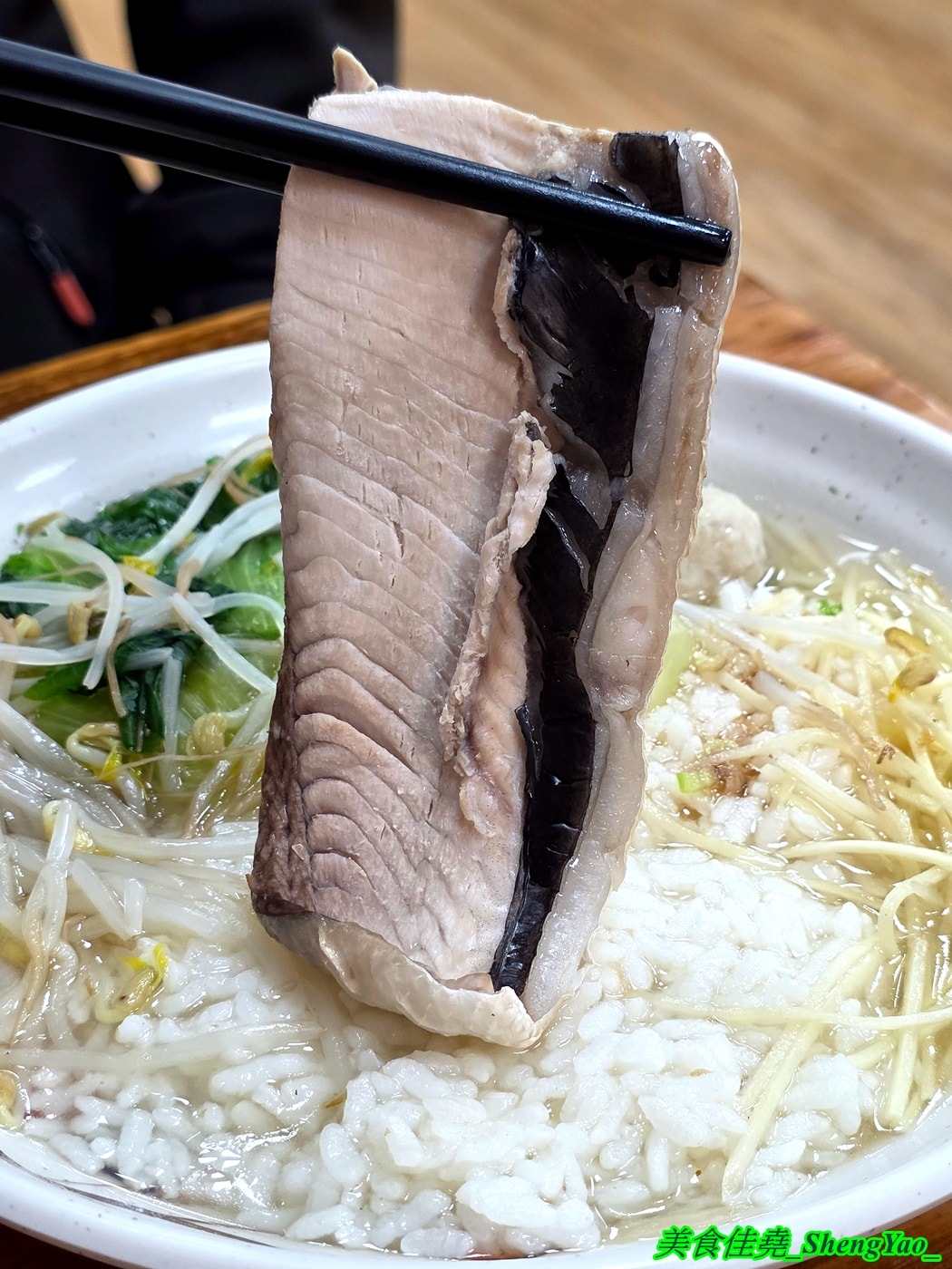 [台中清水]小阿姨魯肉飯 清水店 – 許多網友評論海線最好吃的滷肉飯，清水店限定蒸蛋滷肉飯、蚵仔滷肉飯新上市。