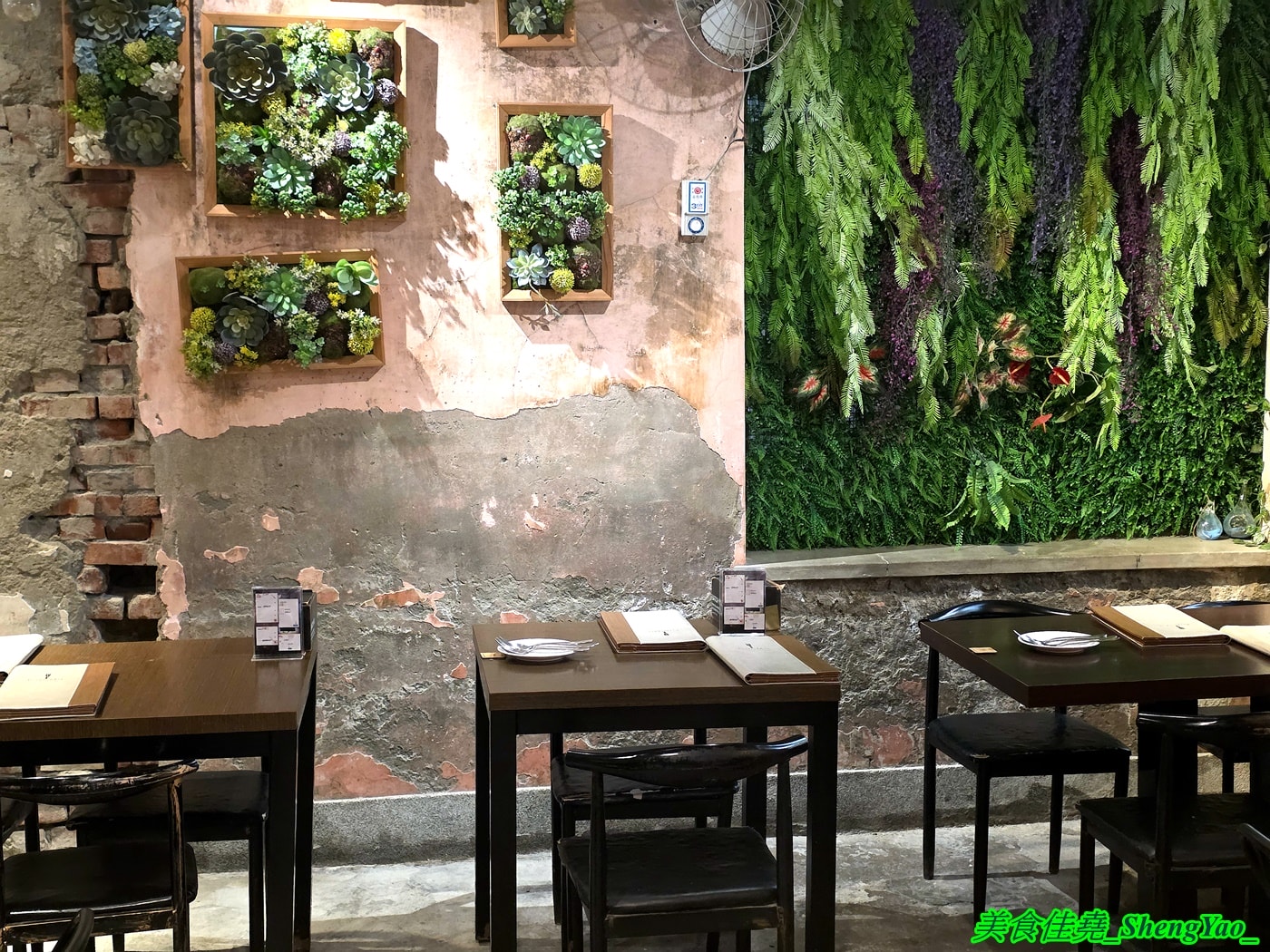 [台中北區]高沐 Pasta&Steak – 紅到外地人都特別來吃的神祕廢墟風義大利麵，餐點用料浮誇，口味有特色又好吃，一中商圈指標性餐廳。