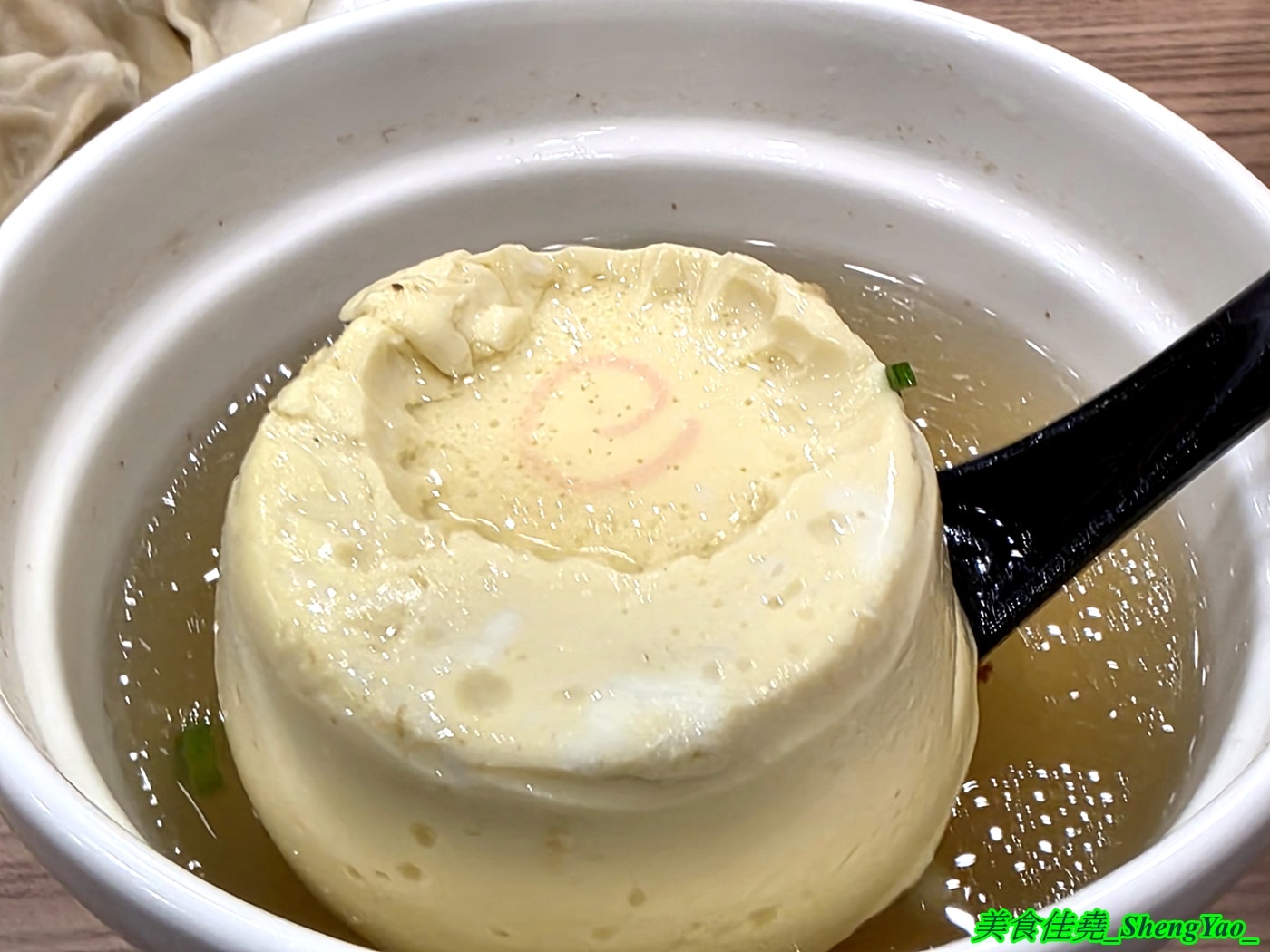[台中梧棲]岩舞伴麵 – 台中海線第一間以拌麵為主打的麵館，也有湯麵水餃和捲餅，內用有多種飲料和甜湯無限供應。