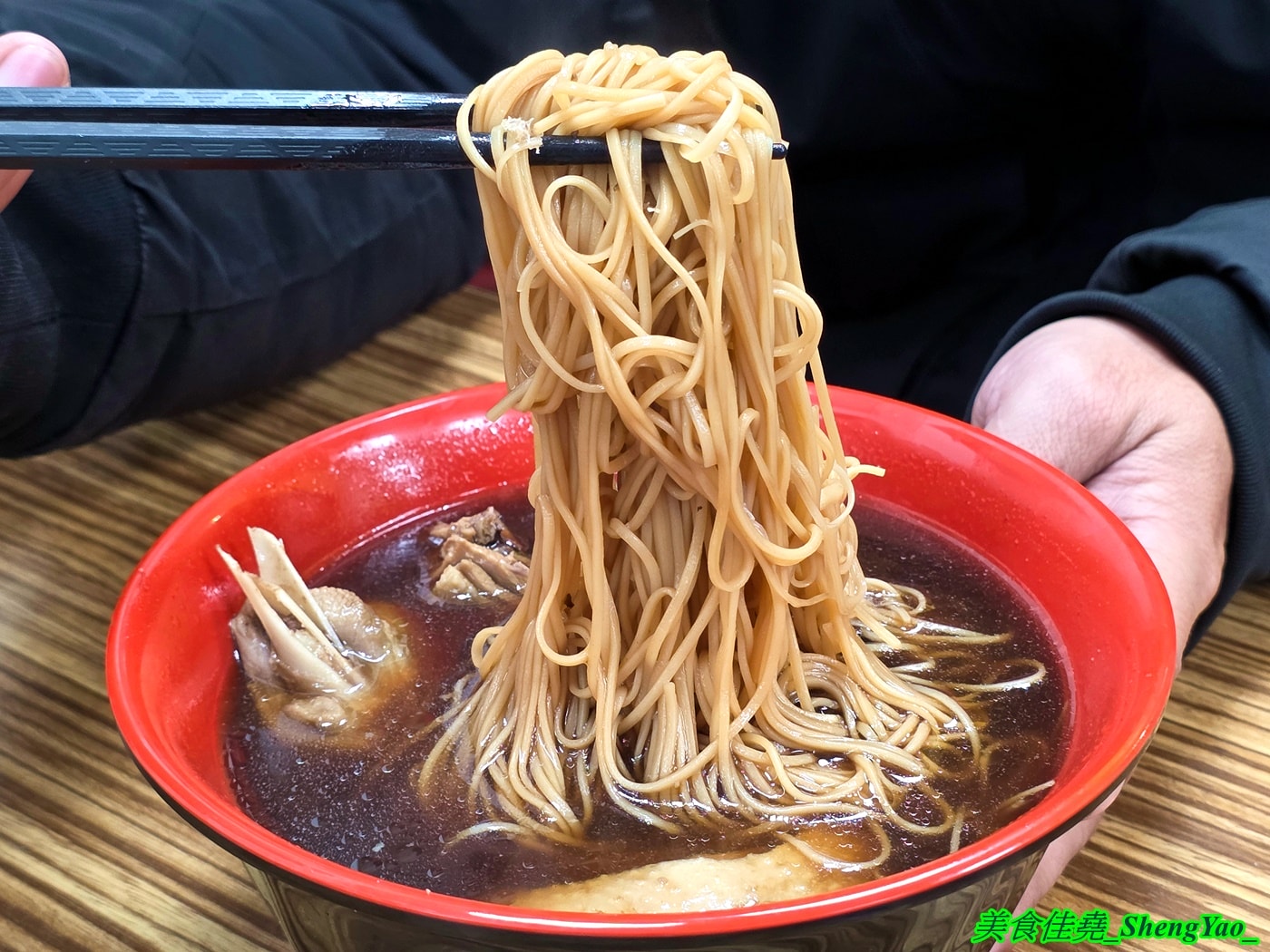 [台中清水]正兄弟當歸鴨 清水店 – 飄香半世紀的老字號當歸鴨在清水也有分店了，餐點選擇多樣，湯除了當歸也有清燉，還有別地方吃不到的快炒類。