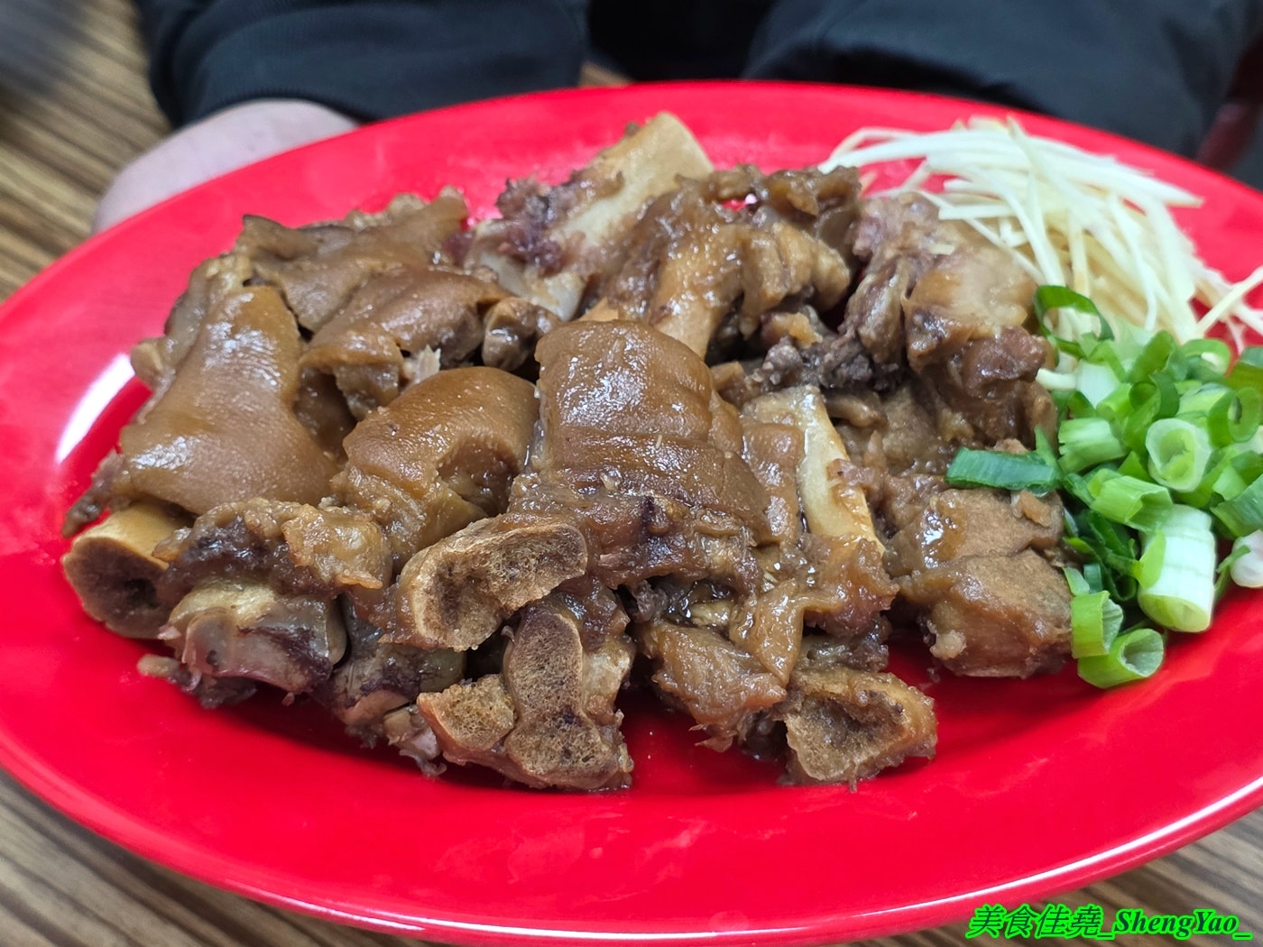 [台中清水]正兄弟當歸鴨 清水店 – 飄香半世紀的老字號當歸鴨在清水也有分店了，餐點選擇多樣，湯除了當歸也有清燉，還有別地方吃不到的快炒類。