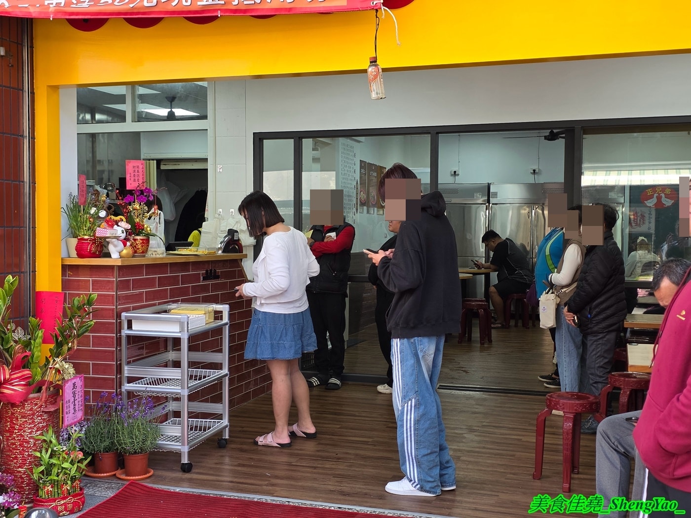 [台中清水]正兄弟當歸鴨 清水店 – 飄香半世紀的老字號當歸鴨在清水也有分店了，餐點選擇多樣，湯除了當歸也有清燉，還有別地方吃不到的快炒類。