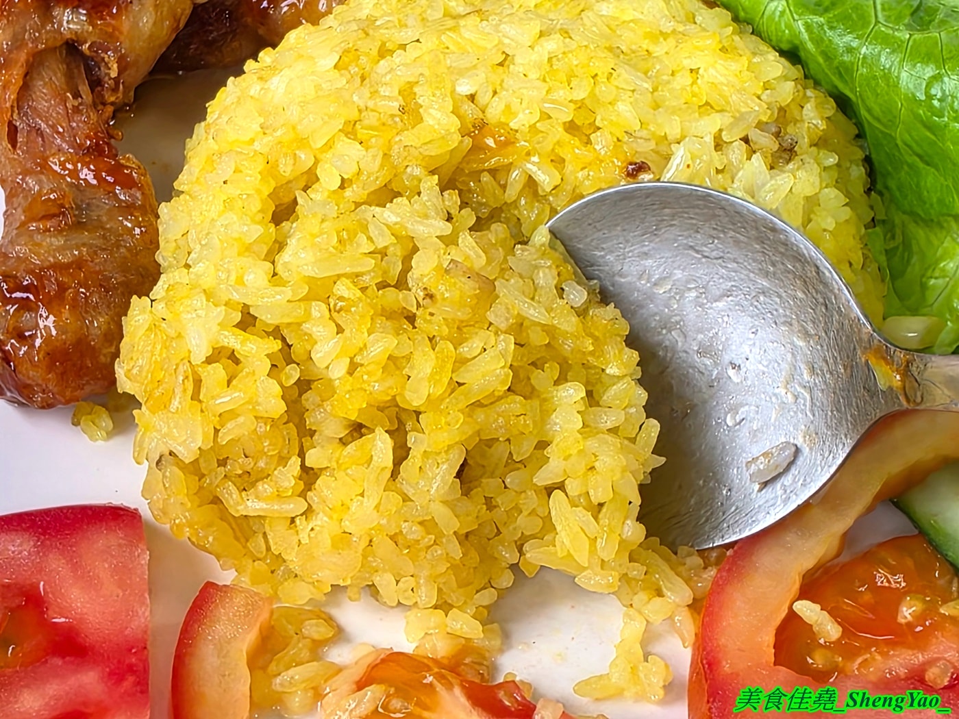 [台中沙鹿]西貢烤肉飯 – 海線新開幕越南小吃，品項多樣還有少見的越南家鄉菜，內用有免費飲料，開幕頭三天2/6-2/8飯麵通通都100元。