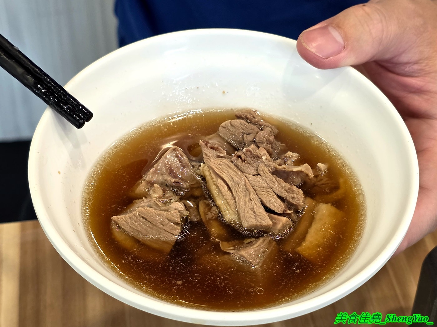 [台中沙鹿]鴻門鴨肉飯 – 鴨肉飯小吃店裡居然也能吃到鴨肉爐，一鍋300元鴨肉多到爆，好幾個人一起吃都沒問題。