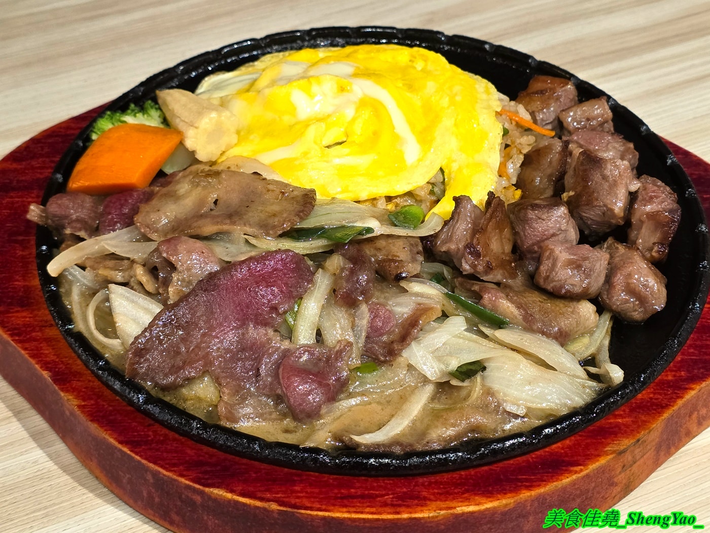 [台中梧棲]鐵將創意鐵板料理 – 海線平價牛排吃到飽吃來吃去還是這間最推薦，主餐最低340元起就能吃到自助區一大堆東西，平日還免服務費喔。