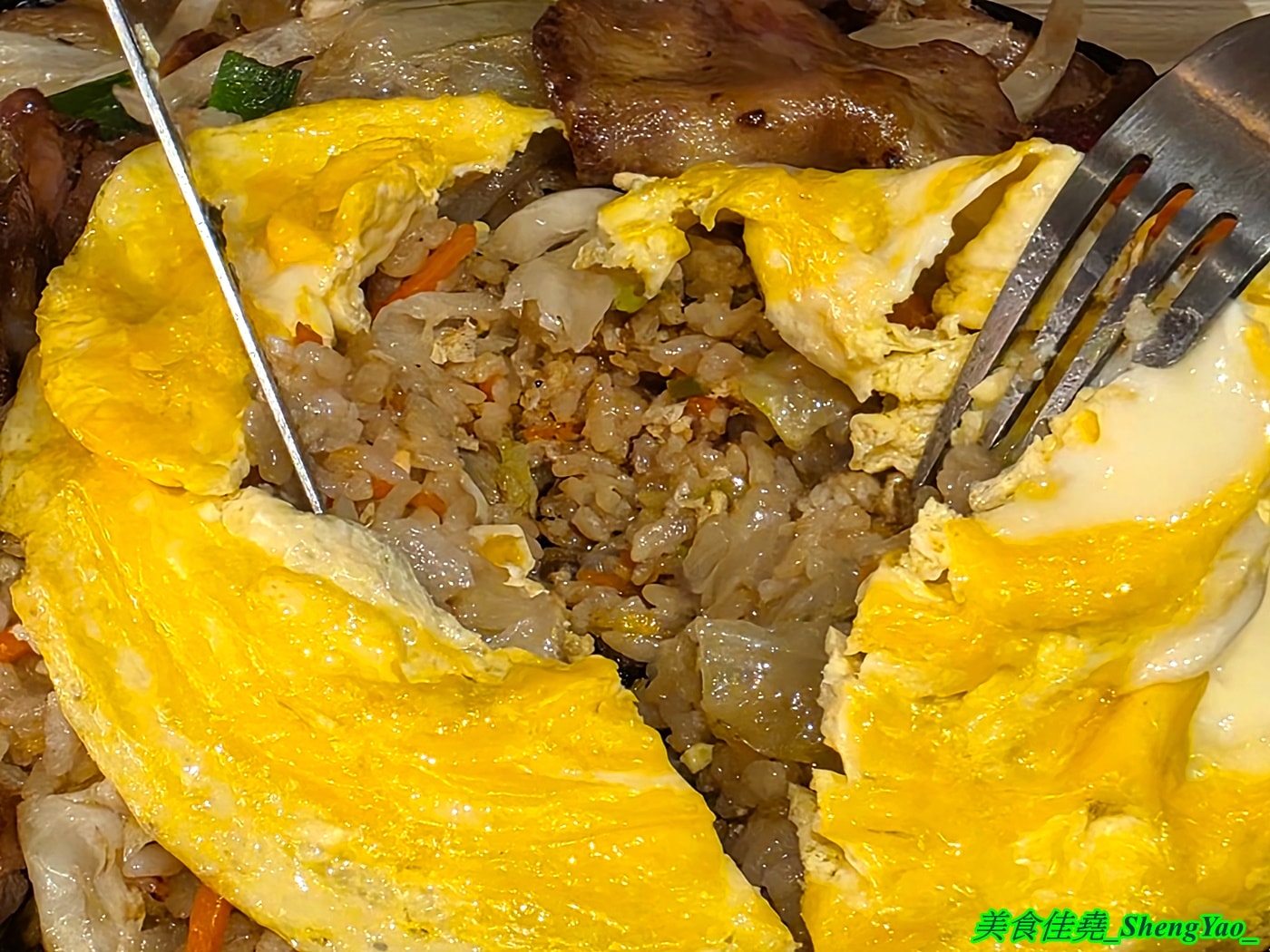 [台中梧棲]鐵將創意鐵板料理 – 海線平價牛排吃到飽吃來吃去還是這間最推薦，主餐最低340元起就能吃到自助區一大堆東西，平日還免服務費喔。