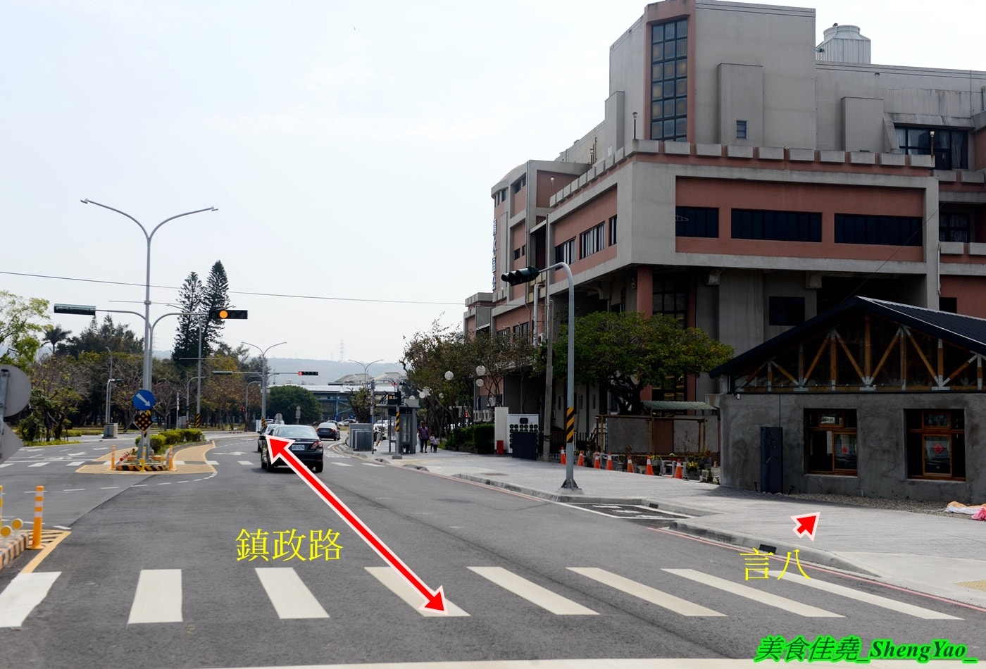 [台中清水]言八 – 海線新開幕的青創咖啡廳，與歷史文化地標做結合，餐點販售雞蛋糕、咖啡，還有一些文創小物。
