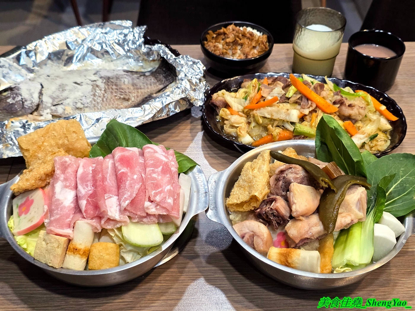 [台中北屯]翎軒有鍋 – 台中新開幕平價小火鍋，居然有KTV包廂，而且不只賣鍋物還賣熱炒，鍋物最低只要170元，自助吧還有肉燥飯、飲料冰沙冰淇淋無限供應。