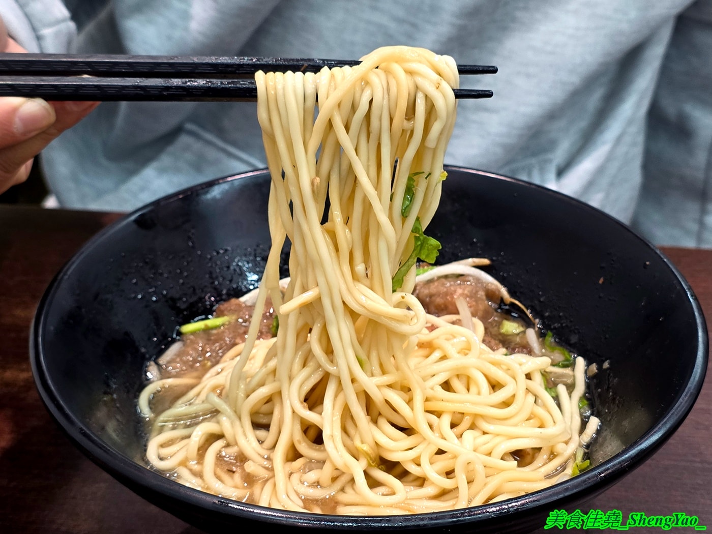 [台中梧棲]詹師傅清水筒仔米糕 – 梧棲生意很好的米糕店，米糕好吃，搭配上清肉羹湯有夠讚，店內有免費冬瓜茶可以喝。