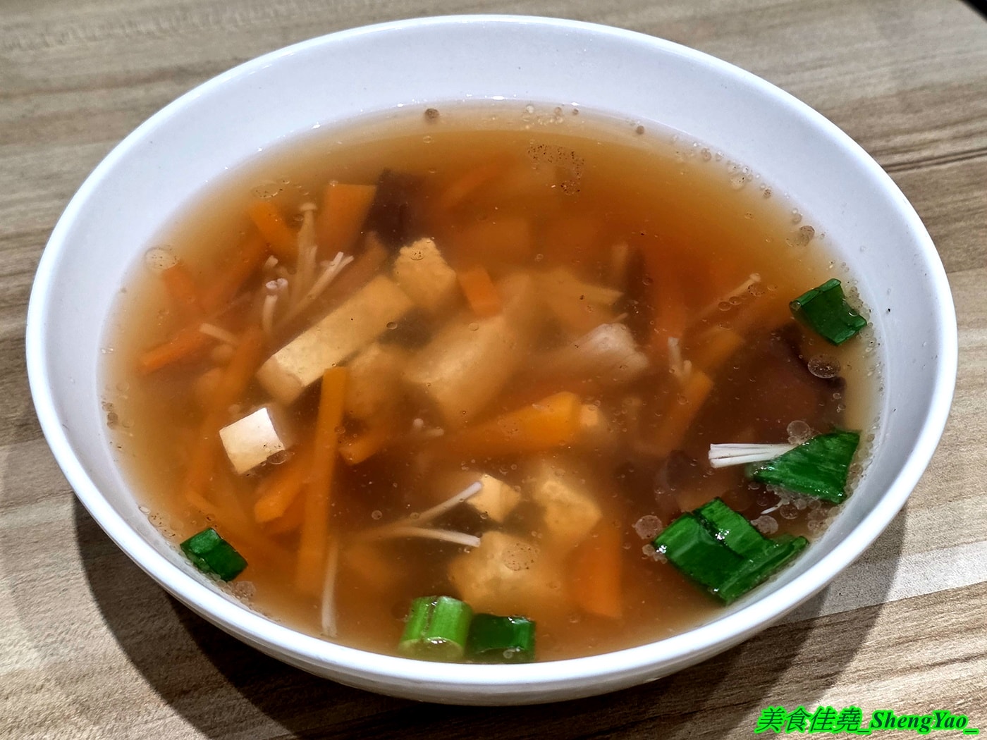 [台中沙鹿]鹿餃 – 海線隱藏版爆餡煎餃，用料實在，居然有香菜口味。