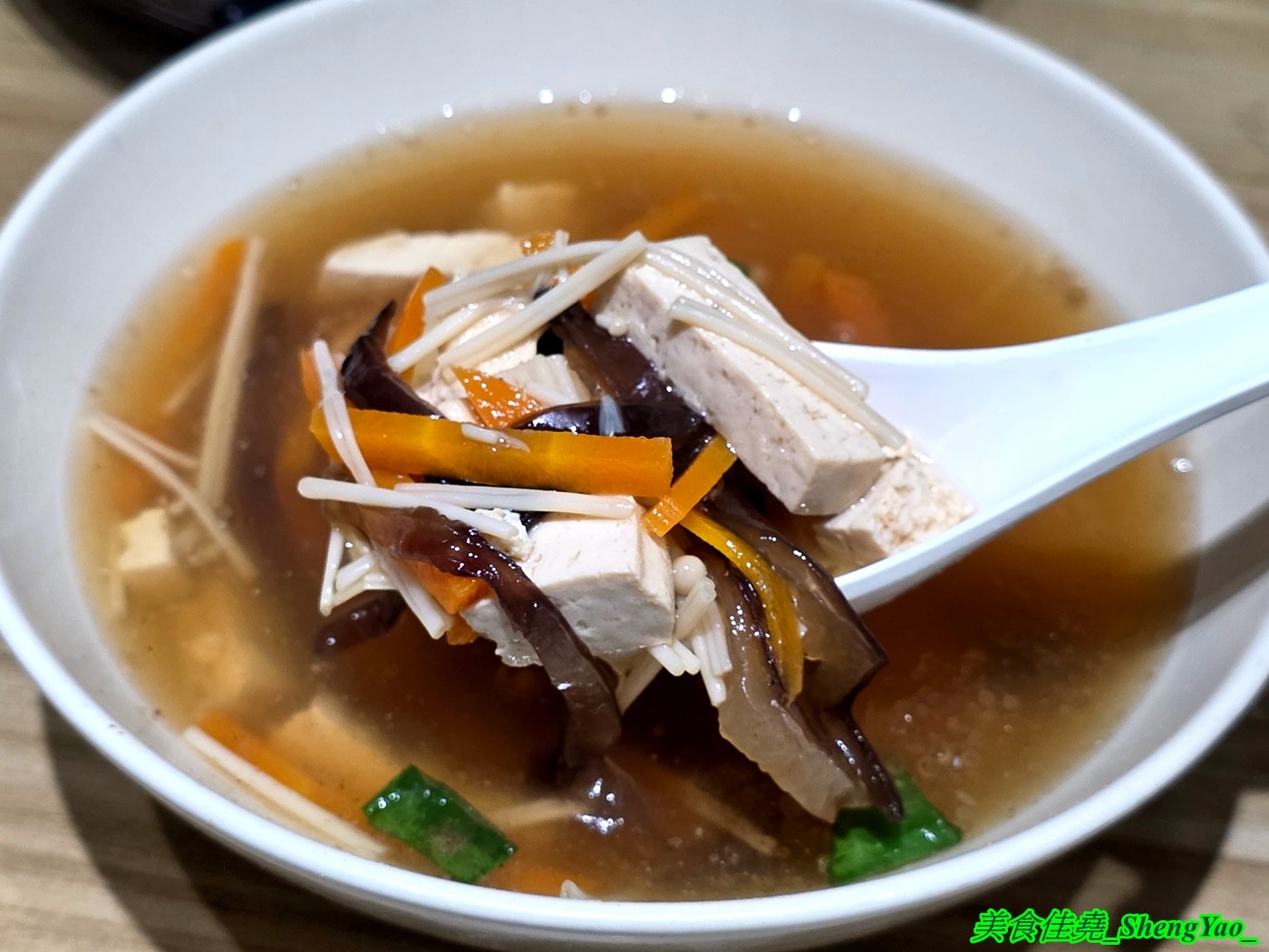[台中沙鹿]鹿餃 – 海線隱藏版爆餡煎餃，用料實在，居然有香菜口味。