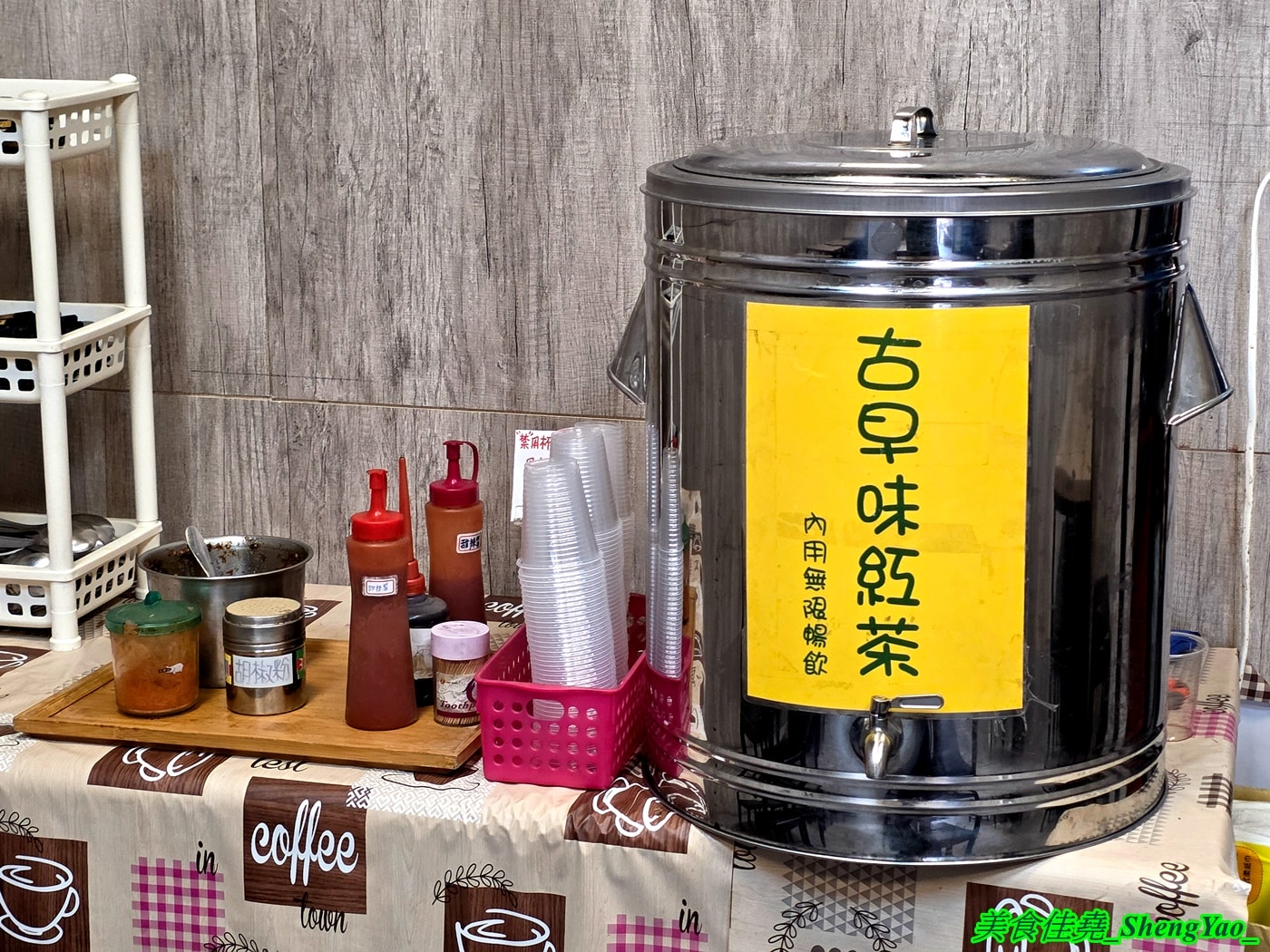 [台中沙鹿]十勝嵐 沙鹿店 – 沙鹿學生超級愛店，咖哩飯和丼飯是主打，爆炸肉量炸雞咖哩超浮誇，加飯加麵免費，內用還提供免費飲料。