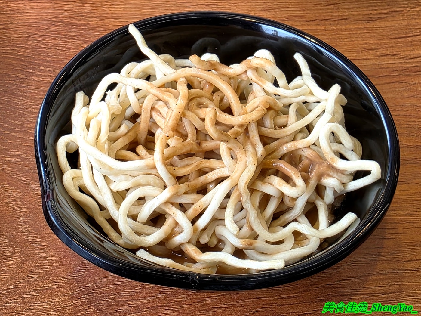 [台中沙鹿]六扇門 沙鹿店 – 沙鹿六扇門來了~~還是全台中最大間的喔，環境寬敞舒適，自助吧也很新，居然還有豆花吃到飽。