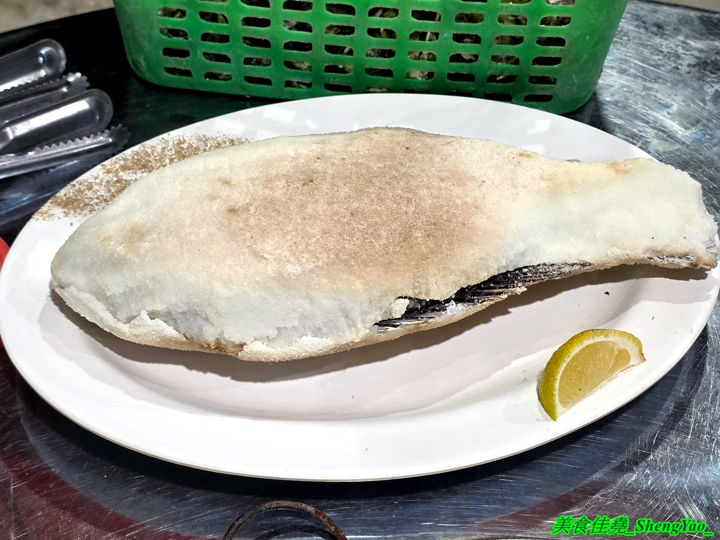 [台中沙鹿]海線蚵姐 – 海線超平價烤鮮蚵吃到飽，鮮蚵又肥又大，吃起來有夠爽，還能加購蛤蠣吃到飽，店內也有豐富多樣熱炒，他們熱炒也超強。