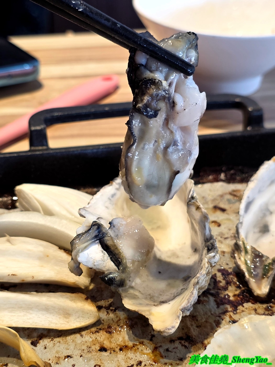 [台中沙鹿]瘋鍋火烤兩吃 沙鹿店 – 海線低調的火烤兩吃火鍋，有火鍋、火烤兩吃、純烤三種，新推出”宮廷六品盛合烤肉”，一次可以吃到六種肉，消費還能集點換小朋友的玩具。