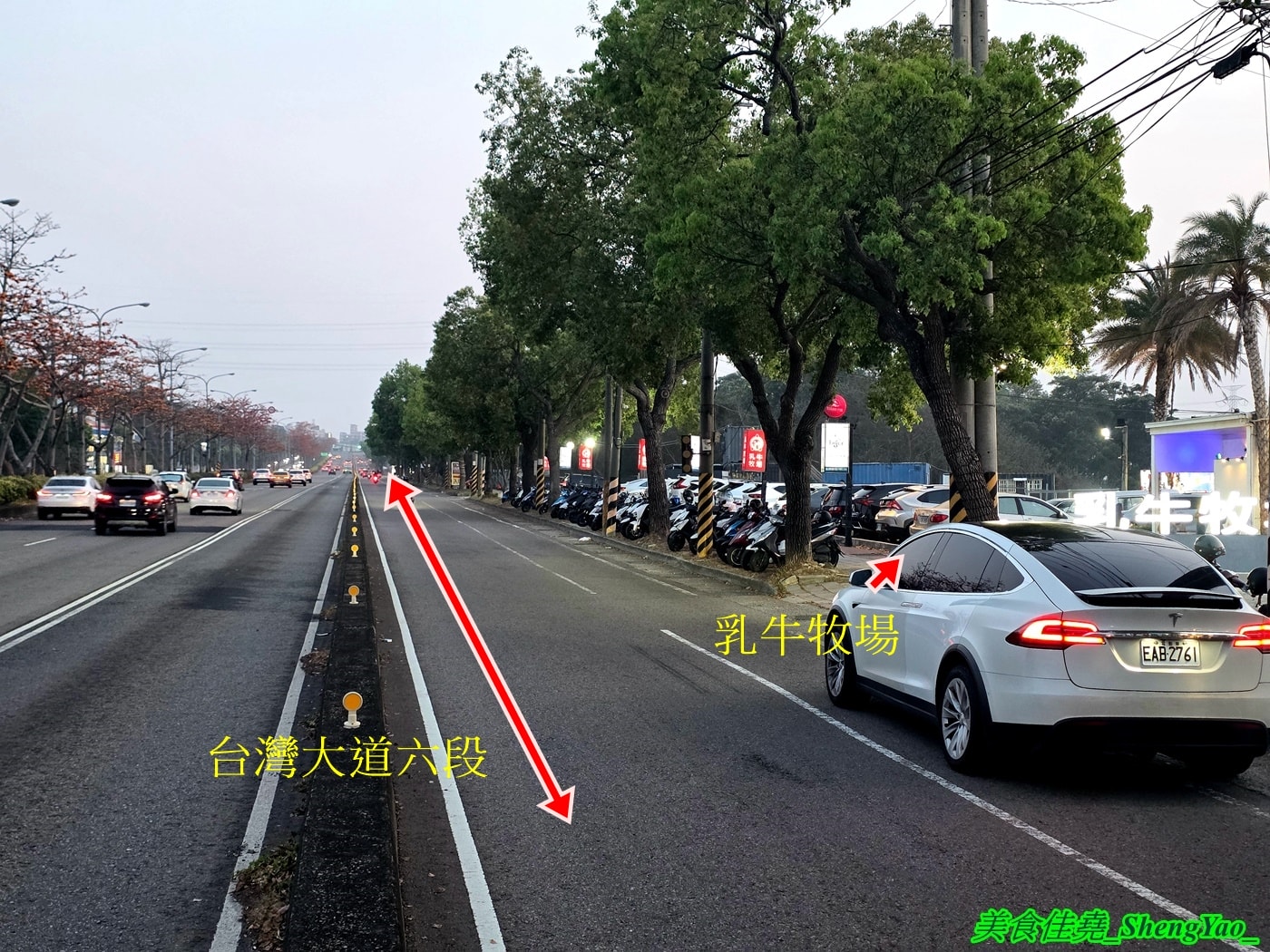 [台中沙鹿]乳牛牧場 – 台中海線國際化的戶外碳烤吃到飽景觀餐廳，很常有外國人來吃，自助區東西豐富多樣，平日一人569元，特定時段甚至不用500元，可以3小時無限吃到飽，C/P值有夠頂。