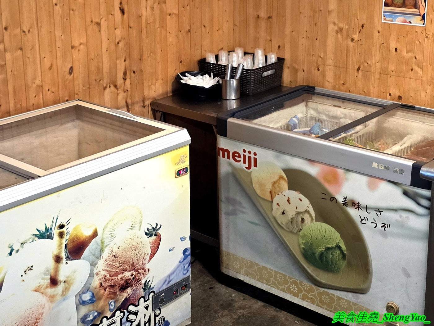 [台中沙鹿]乳牛牧場 – 台中海線國際化的戶外碳烤吃到飽景觀餐廳，很常有外國人來吃，自助區東西豐富多樣，平日一人569元，特定時段甚至不用500元，可以3小時無限吃到飽，C/P值有夠頂。