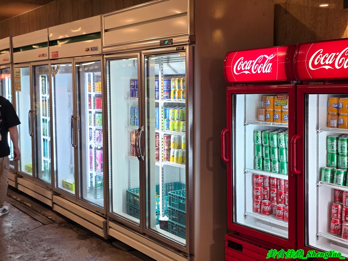 [台中沙鹿]乳牛牧場 – 台中海線國際化的戶外碳烤吃到飽景觀餐廳，很常有外國人來吃，自助區東西豐富多樣，平日一人569元，特定時段甚至不用500元，可以3小時無限吃到飽，C/P值有夠頂。