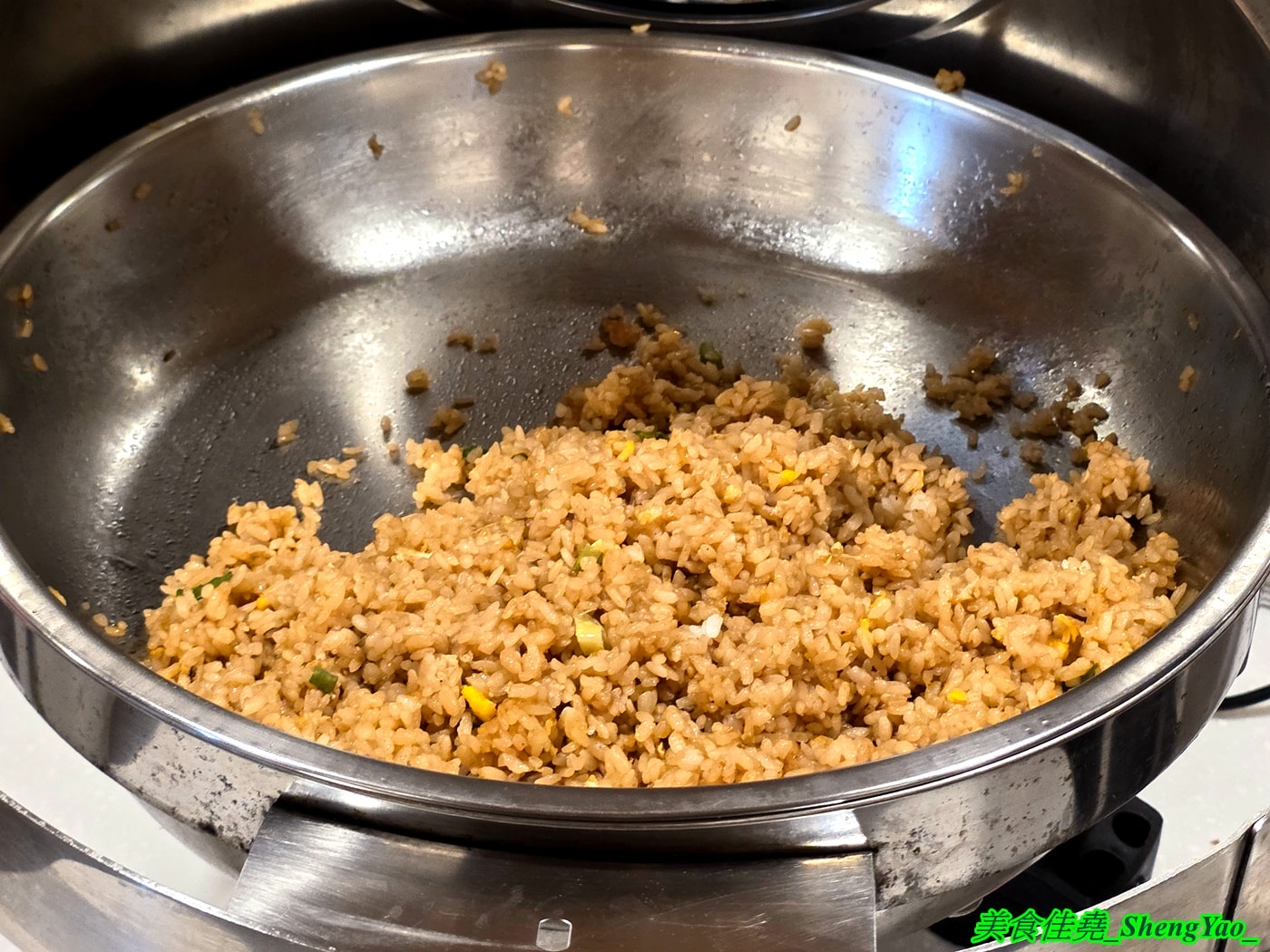 [台中沙鹿]乳牛牧場 – 台中海線國際化的戶外碳烤吃到飽景觀餐廳，很常有外國人來吃，自助區東西豐富多樣，平日一人569元，特定時段甚至不用500元，可以3小時無限吃到飽，C/P值有夠頂。