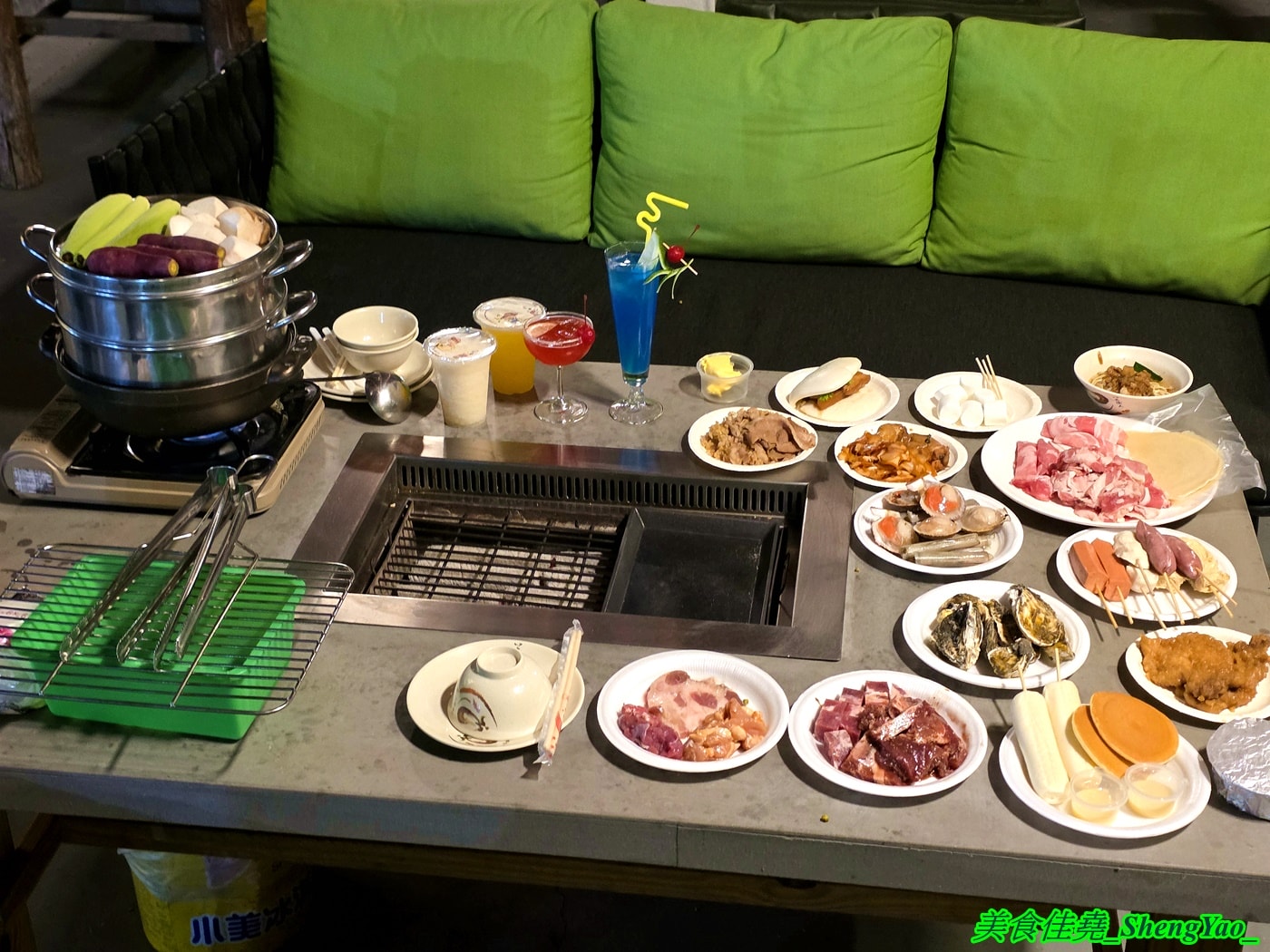 [台中沙鹿]乳牛牧場 – 台中海線國際化的戶外碳烤吃到飽景觀餐廳，很常有外國人來吃，自助區東西豐富多樣，平日一人569元，特定時段甚至不用500元，可以3小時無限吃到飽，C/P值有夠頂。