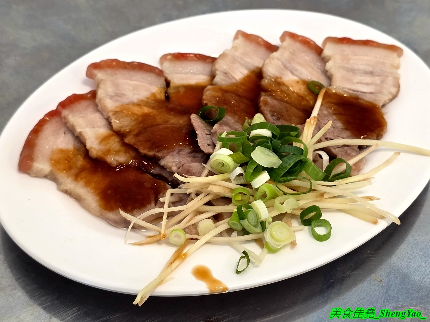 [台中梧棲]福成麵館 – 海線新開幕的一個人小麵館，年輕老闆一人HOLD住全店，麵點看似樸實但有特色，滷味很強，絕對要點。